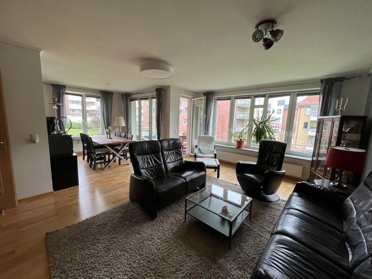 Apartamento Zwischen Draegerpark Und Dem Stadtpark Lubeca Exterior foto